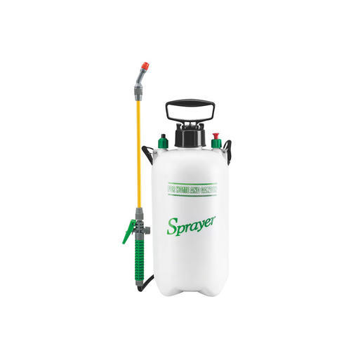 What to look for when buying a garden sprayer?