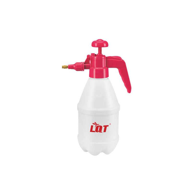 LQT:A7015 Agricultural watering can with red handle